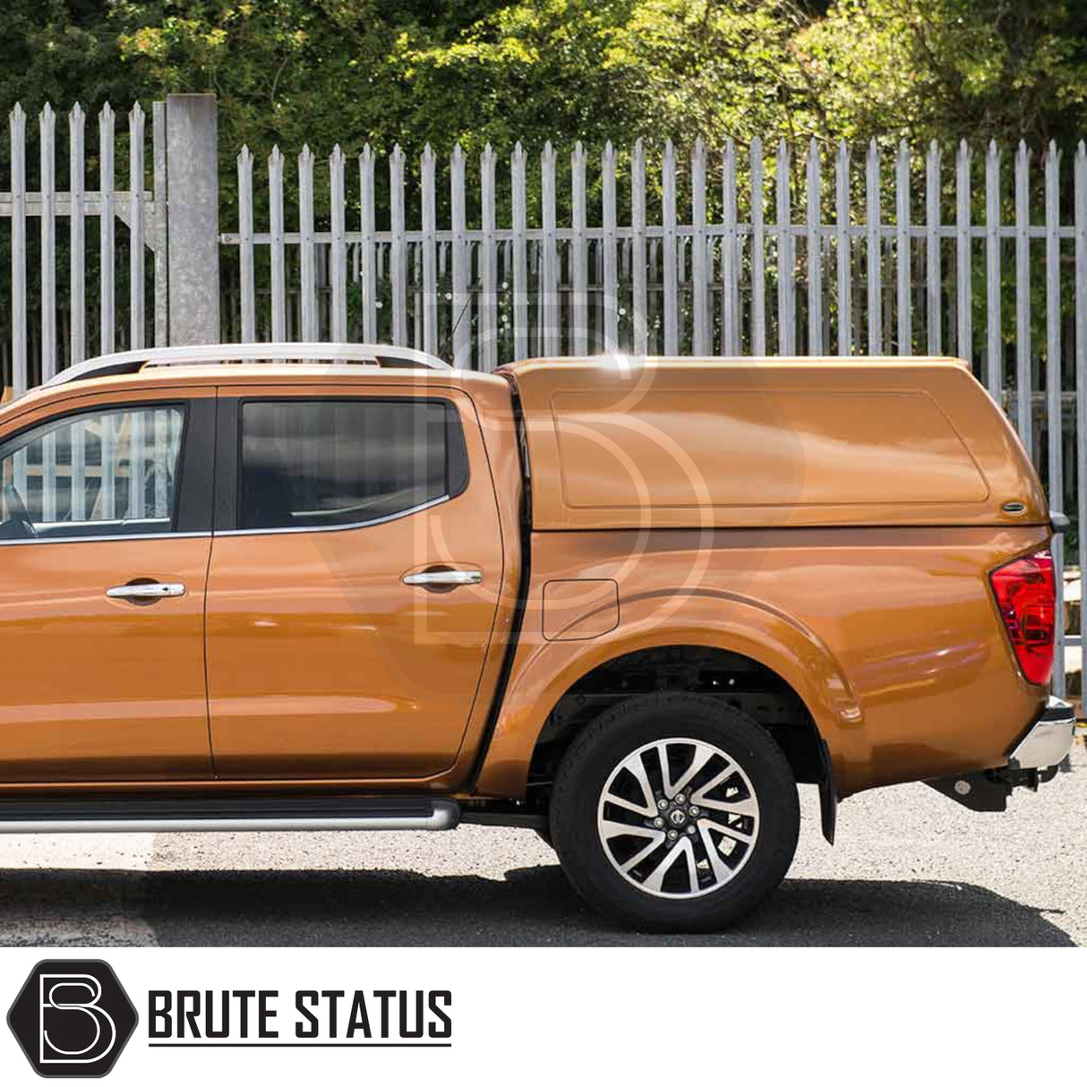 Nissan Navara 2015-2023 NP300 Truckman RS Hardtop Canopy - Glazed Rear Window