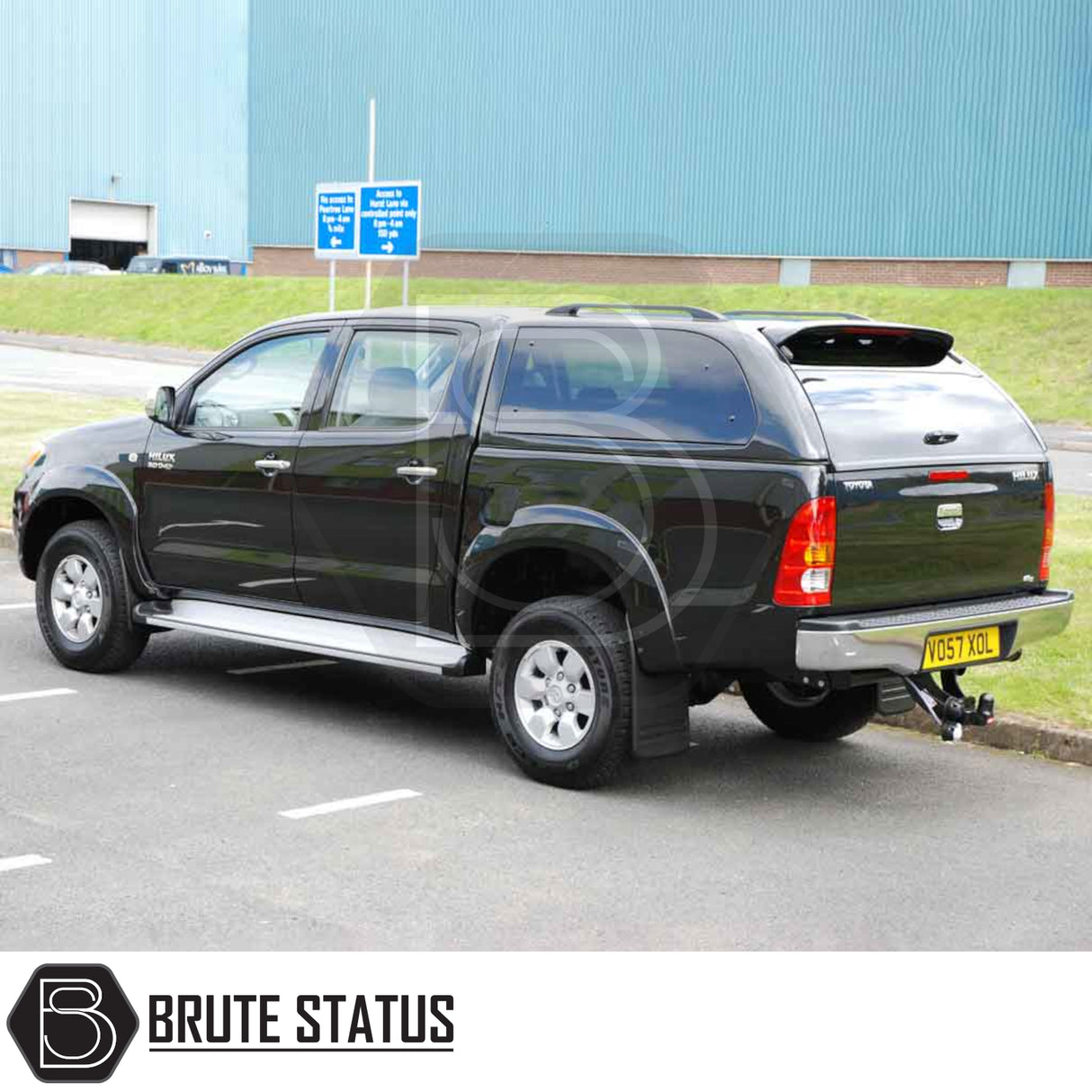 Toyota Hilux 2005-2016 MK6, MK7 Truckman Grand Hardtop Canopy - Remote Locking