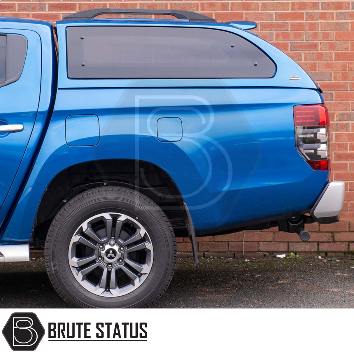 Fiat Fullback/ Mitsubishi L200 2015-2021 Series 5, Series 6 Truckman Grand Hardtop Canopy - Remote Locking