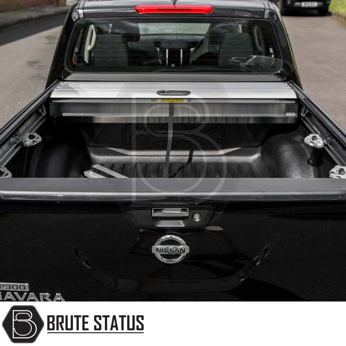 Nissan Navara 2015-2023 NP300 Mountain Top Tonneau Cover Roller Shutter (Silver)