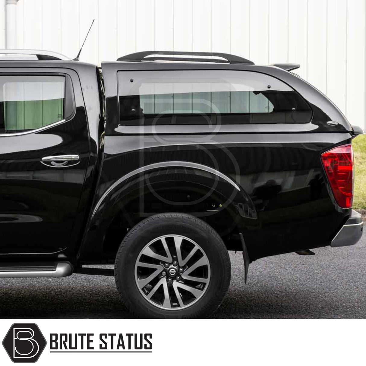 Nissan Navara 2015-2023 NP300 Truckman Grand Hardtop Canopy - Remote Locking