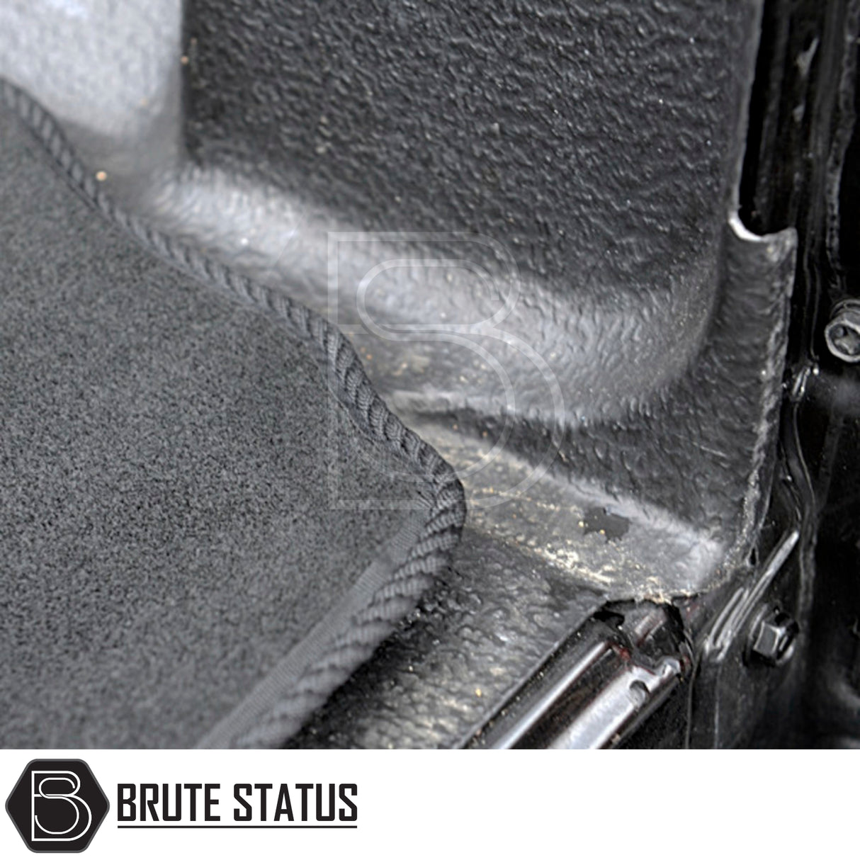 Nissan Navara 2015-2023 NP300 Carpet Load Bed Liner, tailored fit with non-slip backing for secure, durable protection in your pickup truck bed.