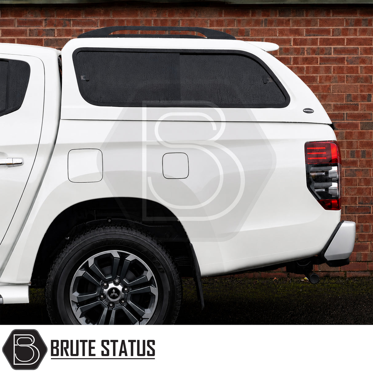 Fiat Fullback pickup canopy Truckman GLS hardtop for tools equipment pets and everyday commercial use