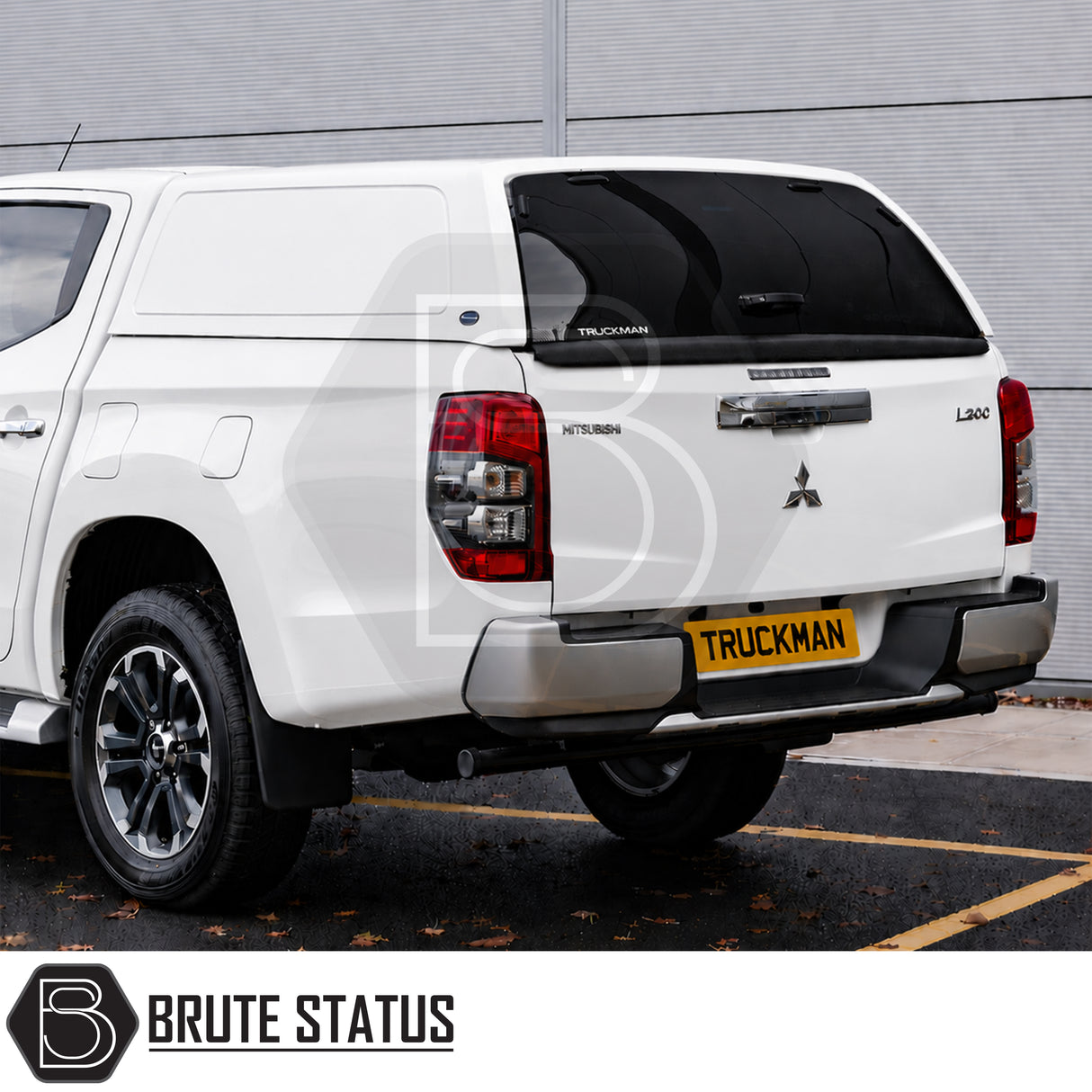 Fiat Fullback Mitsubishi L200 2015-2021 Truckman RS hardtop canopy with glazed rear window and remote central locking