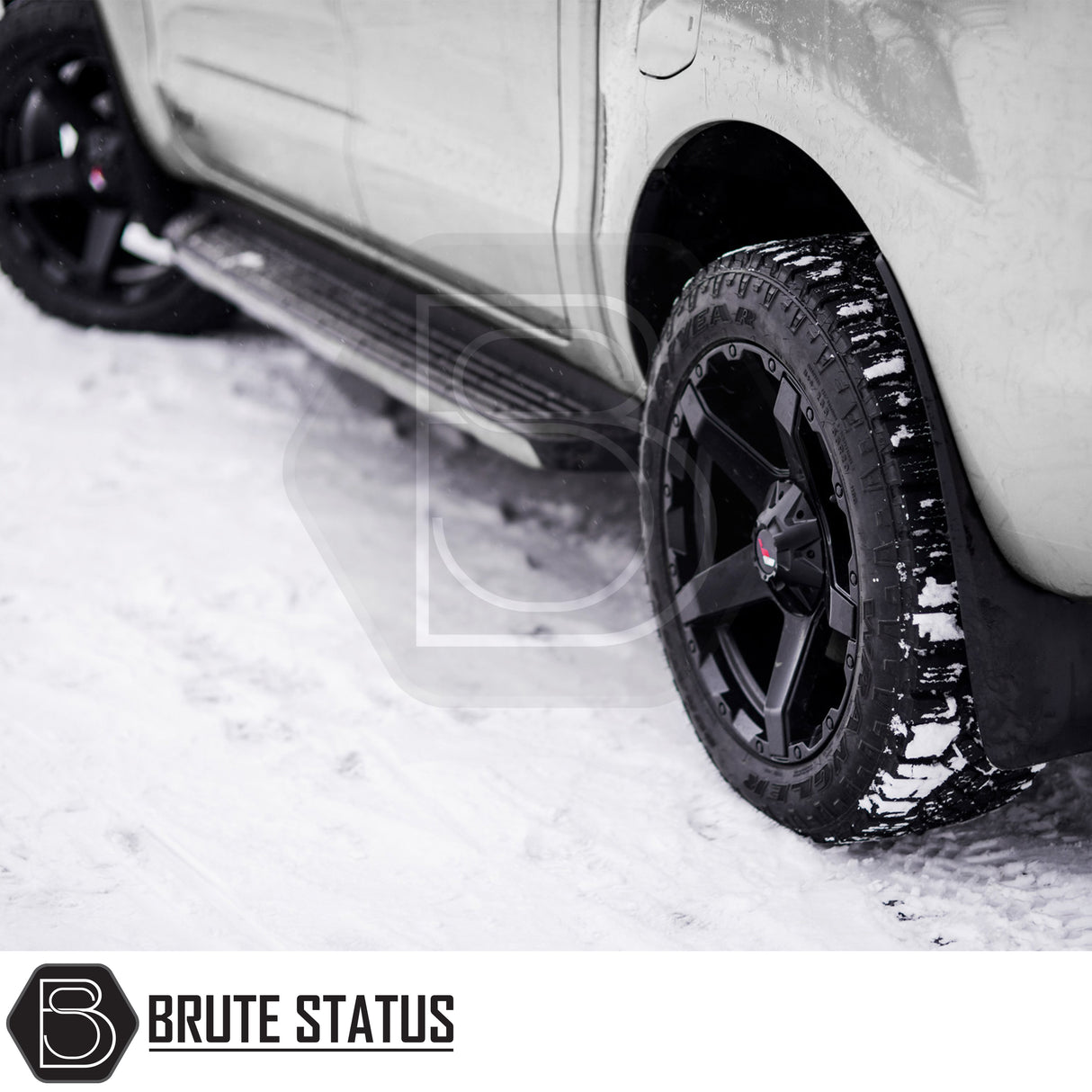 JR Wheels JRX5 alloy wheel in Matt Black, available in sizes 18x9 ET20 6x139.7, 18x9 ET15 6x114.3, 20x9 ET20 6x139.7, 20x9 ET20 5x120, and 20x9 ET20 6x114.3. Includes compatible wheel nuts.