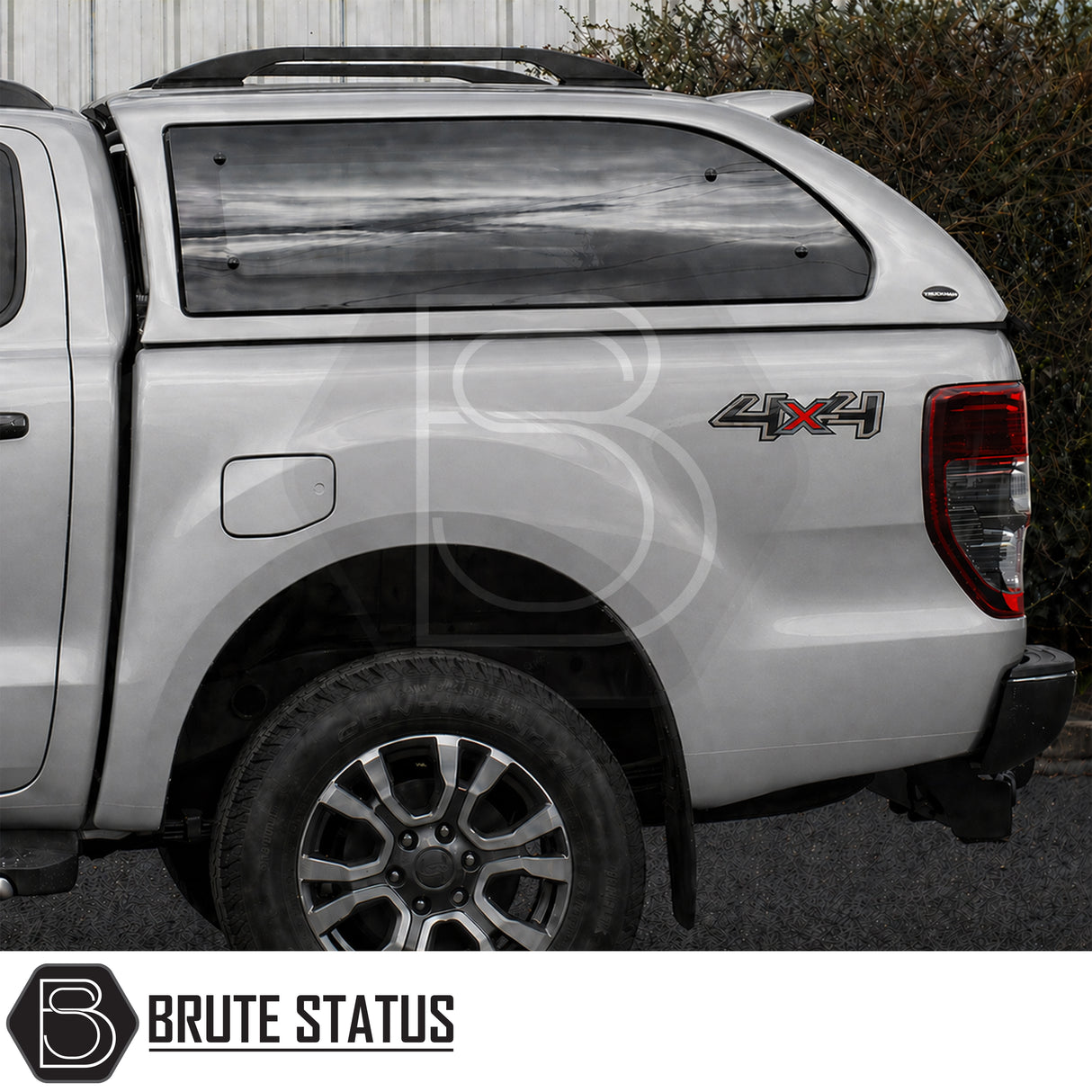 Truckman Grand hardtop Ford Ranger canopy with roof bars LED light carpet lined interior
