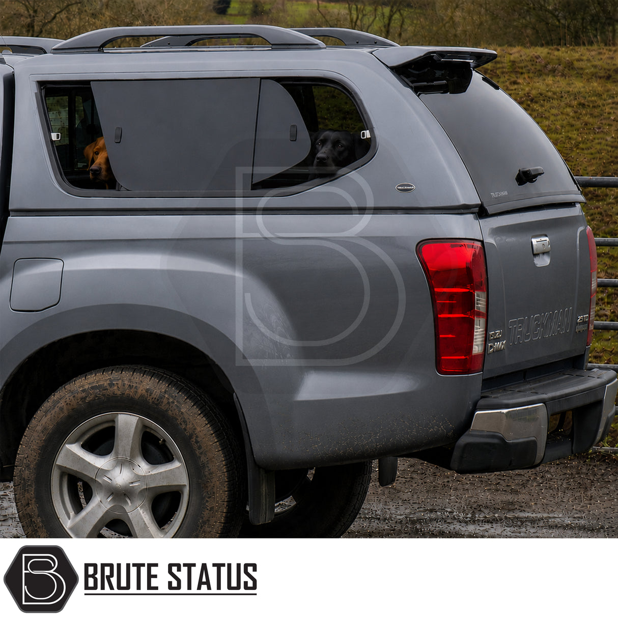 Premium hardtop canopy for Isuzu D-Max 2012-2021 with remote central locking and roof rails
