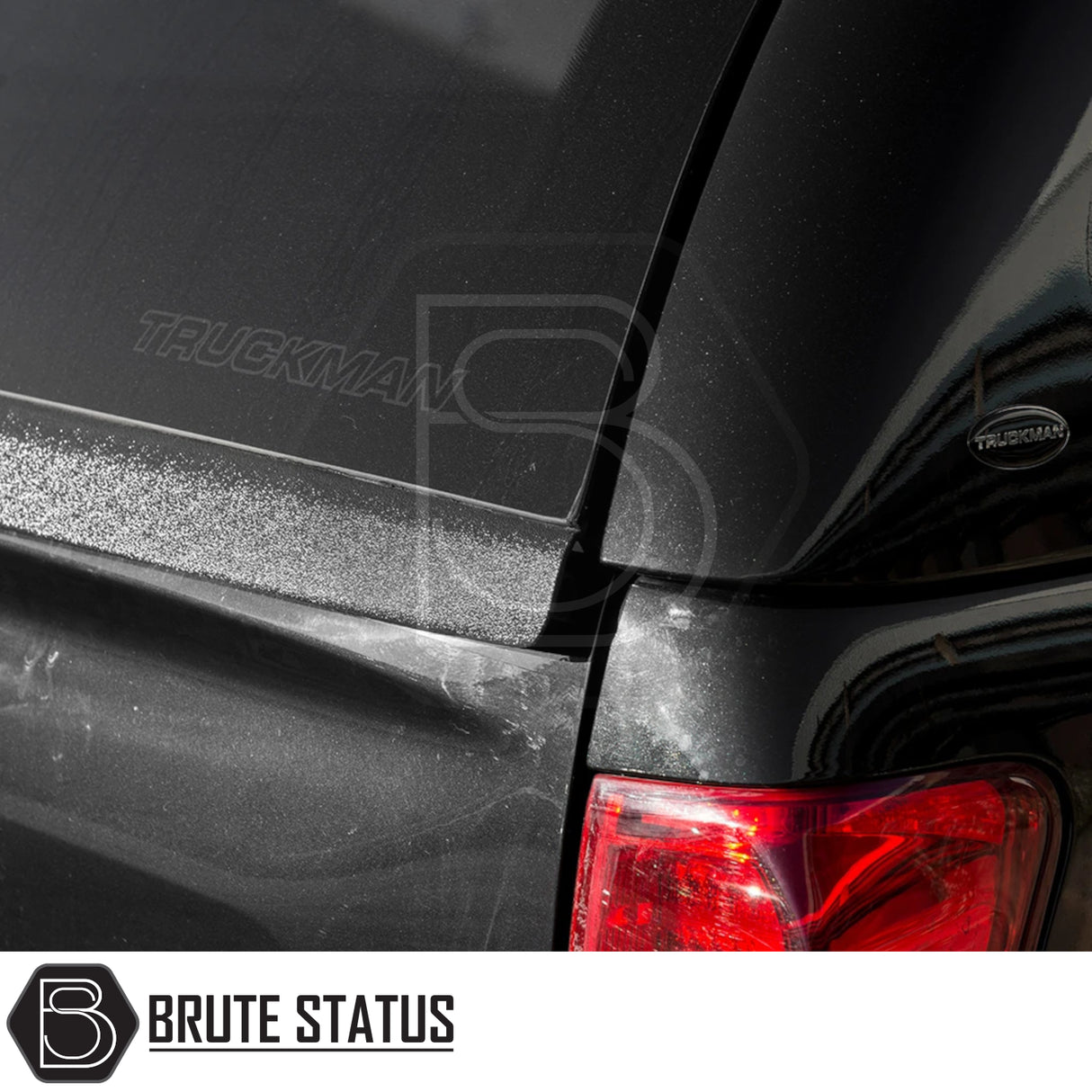 Isuzu D-Max 2012-2021 Truckman Grand Hardtop Canopy features remote locking and seamless integration with the truck bed, enhancing security and aerodynamic efficiency.