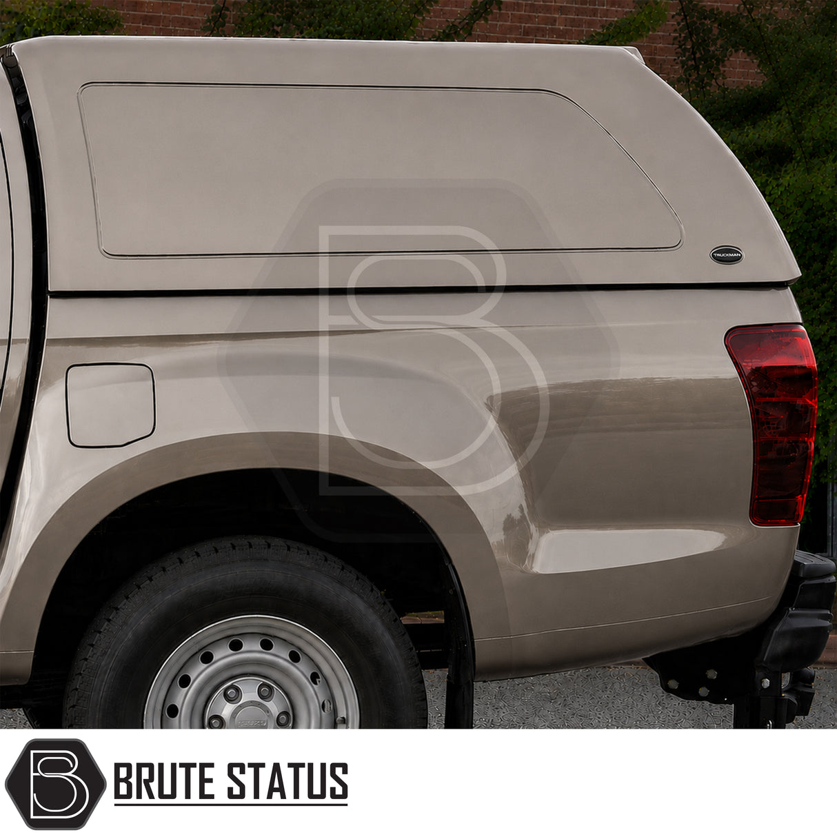 Commercial Isuzu D-Max Truckman RS canopy with tinted glazed rear tailgate and secure load storage