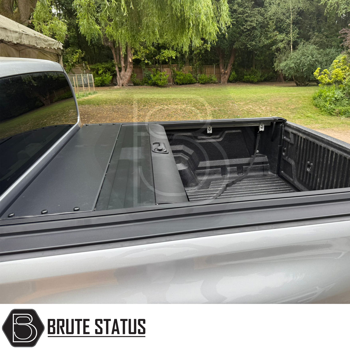 black manual roller shutter for the mitsubishi l200 series 6 pickup truck