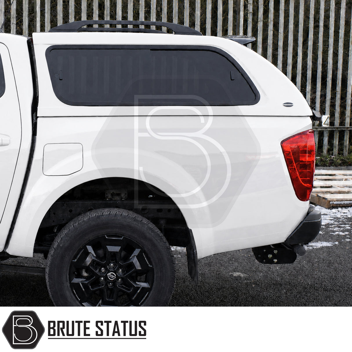Nissan Navara NP300 hardtop canopy 2015-2023 Truckman GLS remote locking pickup bed cover