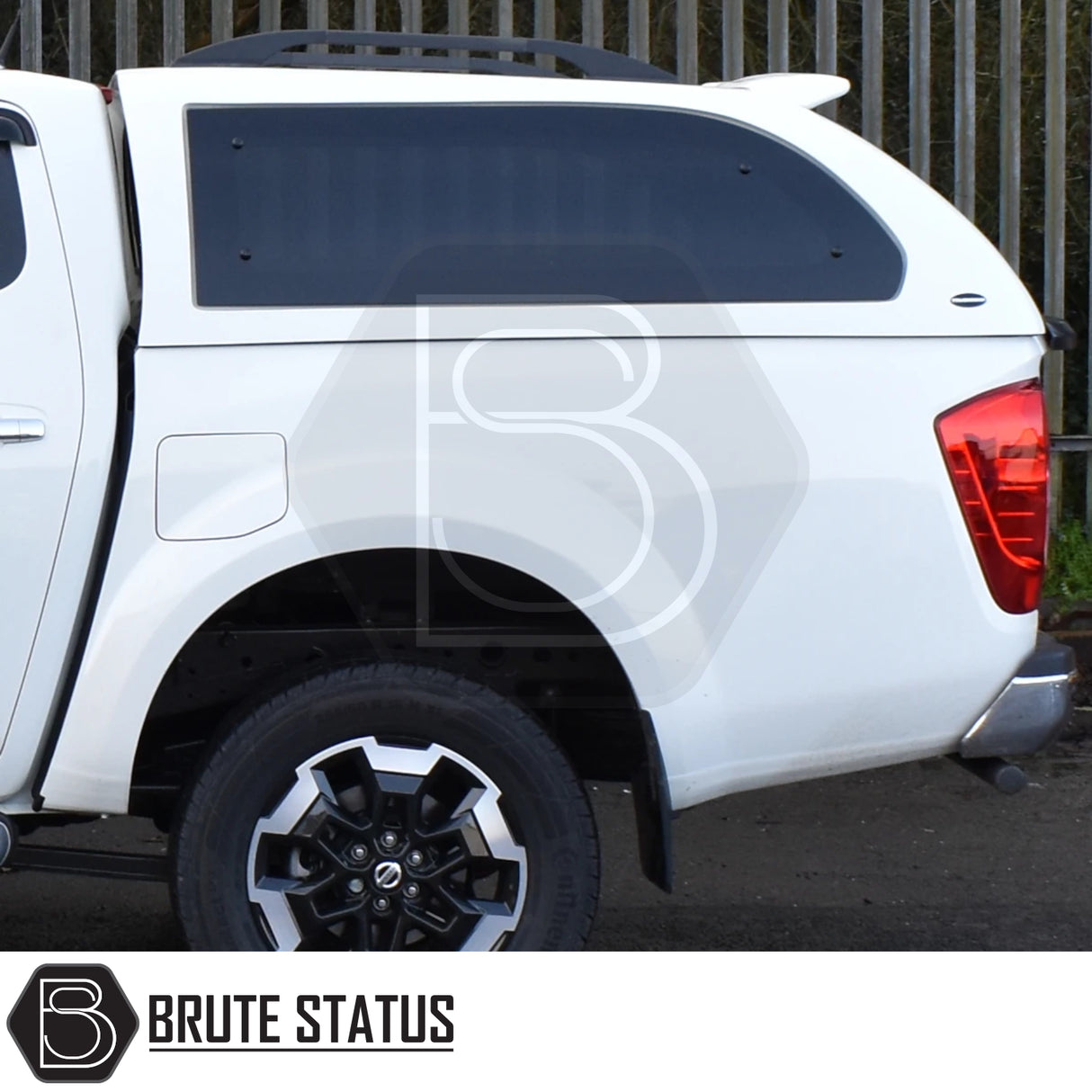 Nissan Navara 2015-2023 NP300 Truckman Grand Hardtop Canopy with remote locking, featuring a tinted side window and matching white fiberglass design.