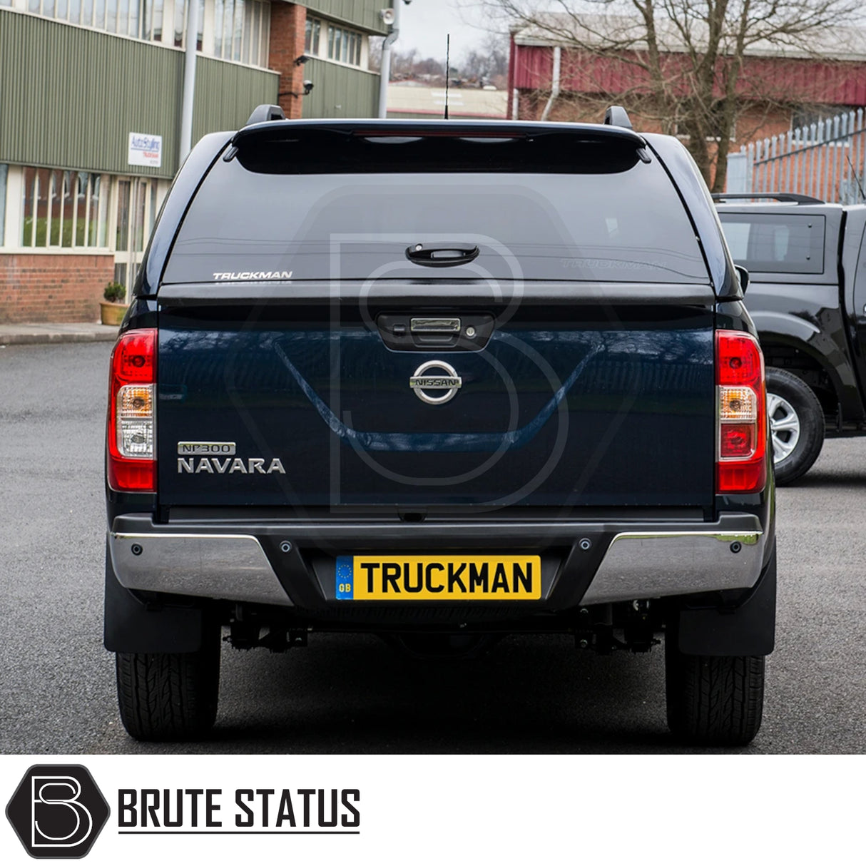Nissan Navara NP300 with Truckman Grand Hardtop Canopy featuring remote locking and tinted windows, enhancing storage and security.