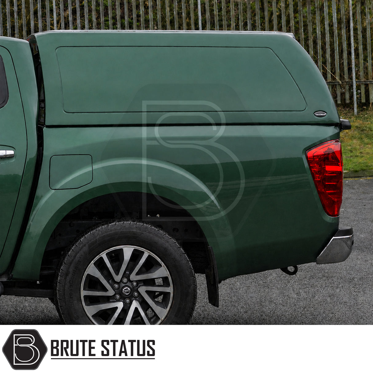Nissan Navara hardtop canopy 2015-2023 secure truck bed cover solid sided with rear window and locking