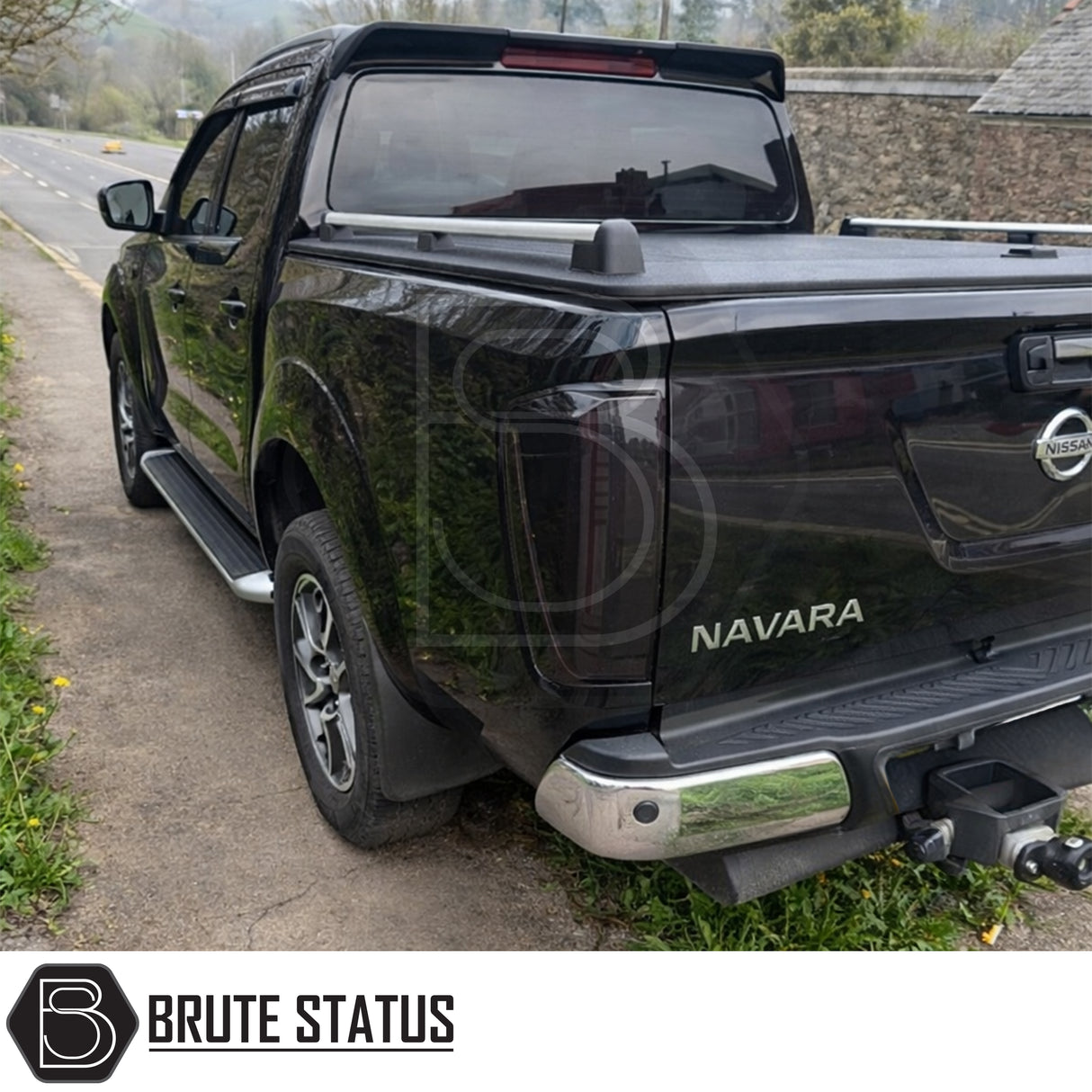 Smoked LED tail lights for Nissan Navara NP300 2015-2022 UK specification rear lamp upgrade with fog light