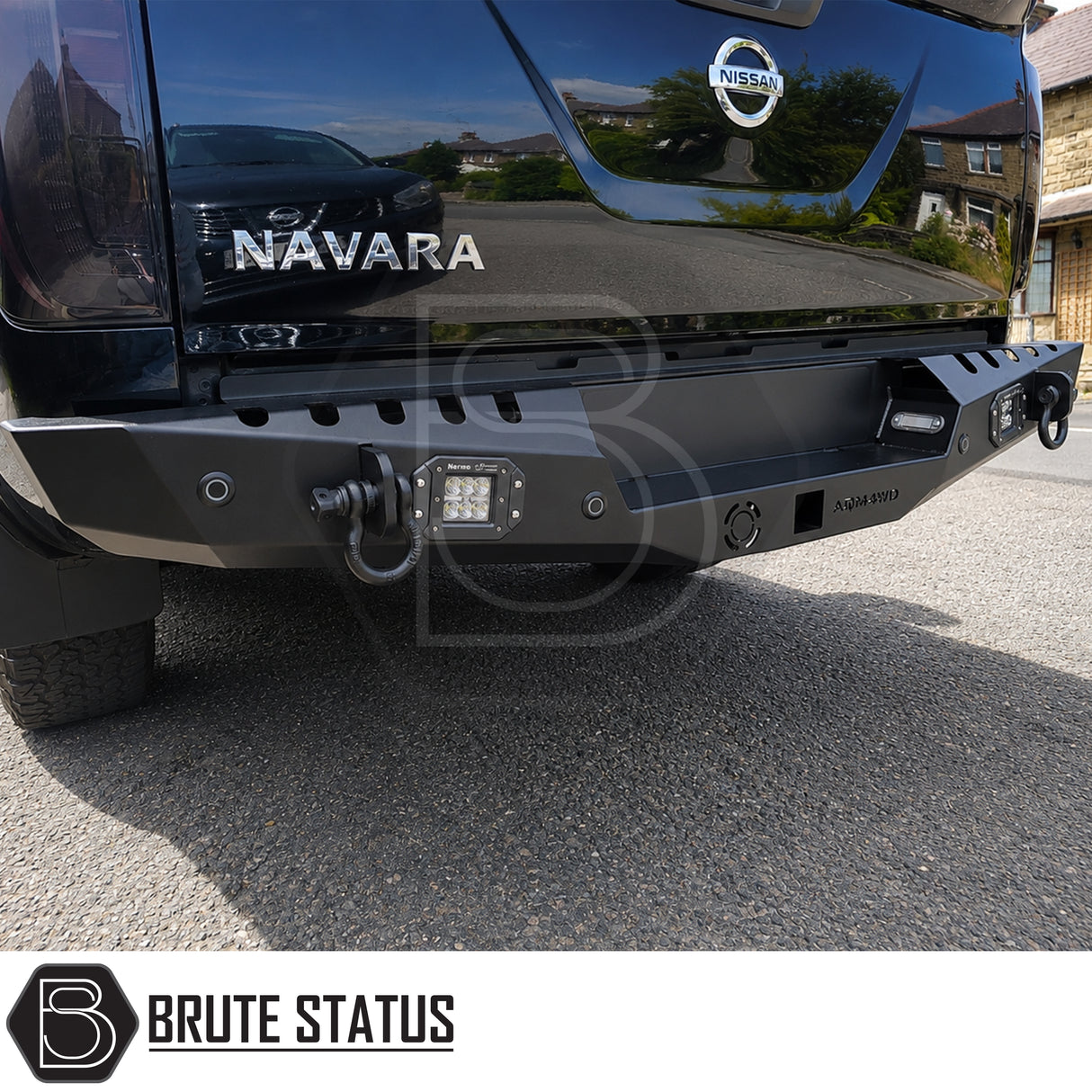 Matte black rear bumper for Nissan Navara NP300 2015-2022, premium aftermarket steel bumper with TUV certification, sensor-ready design and rugged off-road styling.