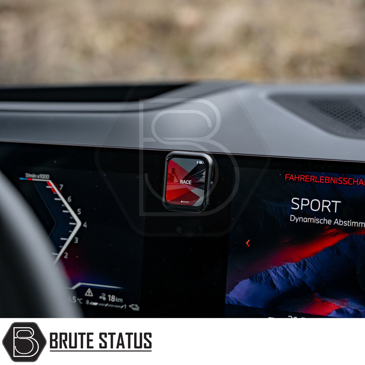 RaceChip XLR5 Throttle Module for Ford Ranger 2012-2016, featuring a controller for enhanced engine responsiveness with seven tuning stages for optimized driving dynamics.