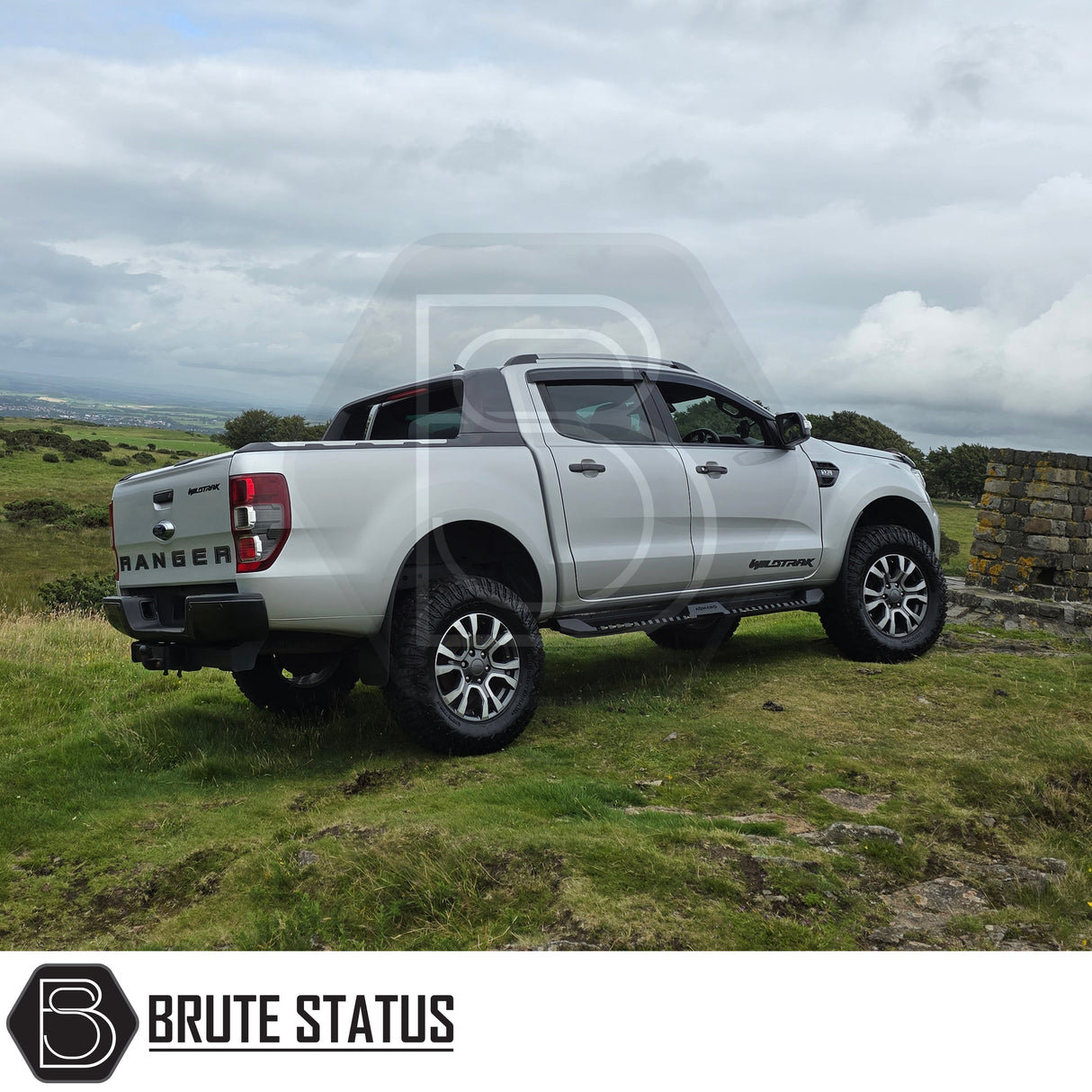 Ford Ranger 2012-2019 T6 T7 2 Lift Kit features shock spacers and leaf spring block adapters for enhanced truck stability and off-road performance.