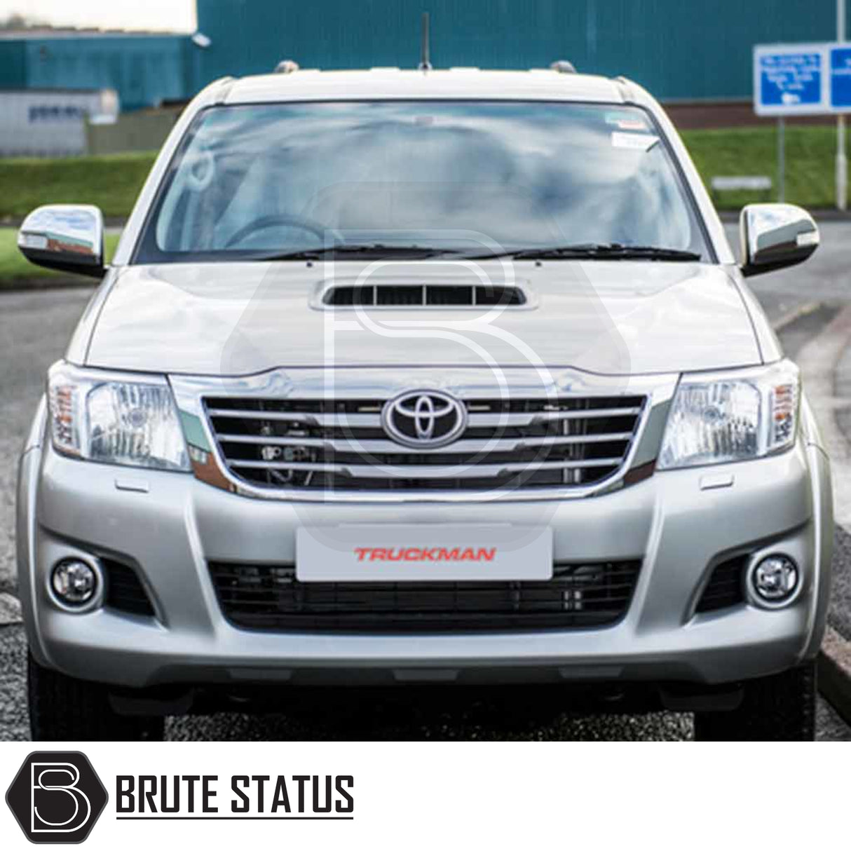 Toyota Hilux 2005-2016 MK6, MK7 Truckman GLS Hardtop Canopy with remote locking, chrome grille, side mirrors, and TRUCKMAN number plate, enhancing pickup's functionality and style.