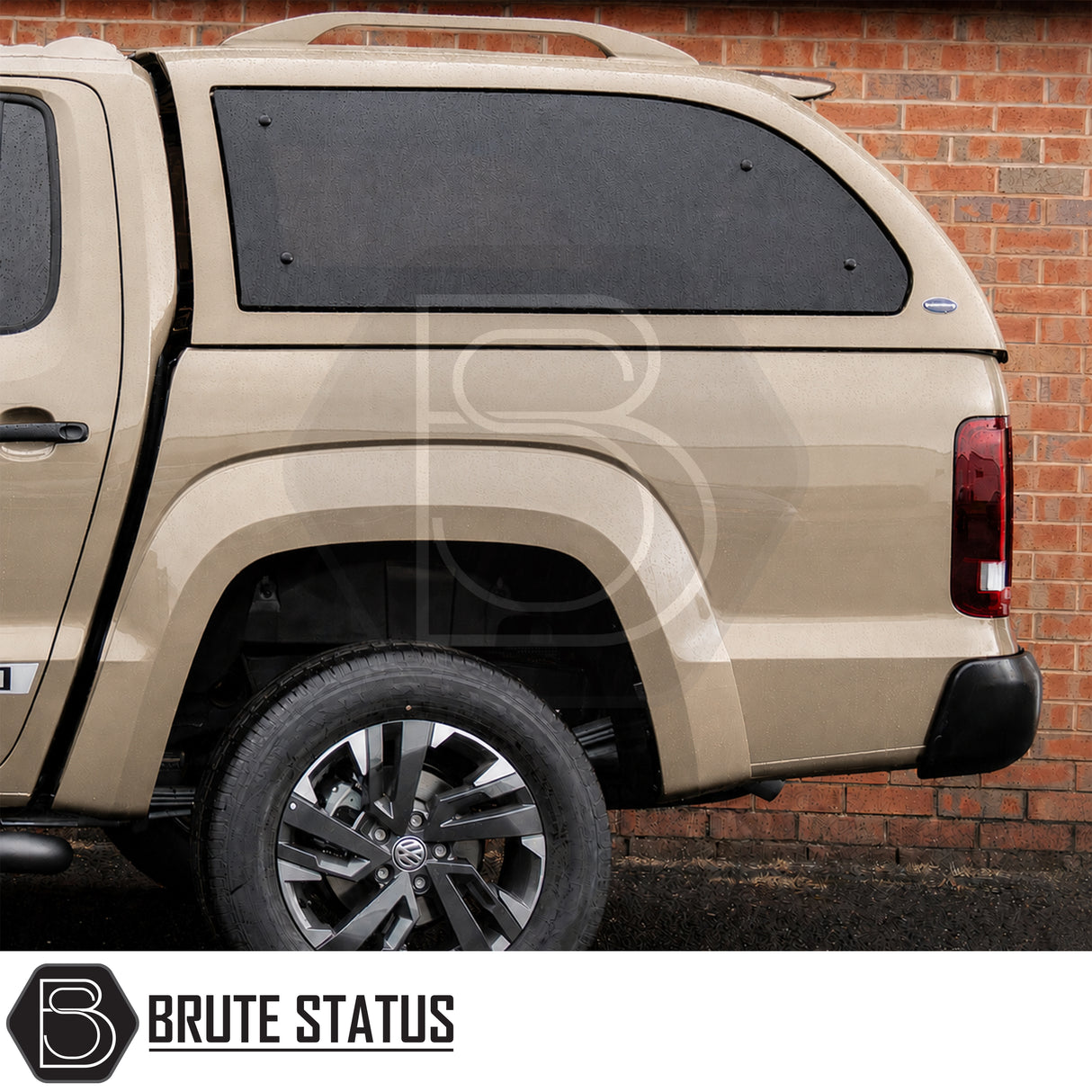 Cab-high Truckman Grand hardtop for Volkswagen Amarok with wipe-clean vinyl-lined interior