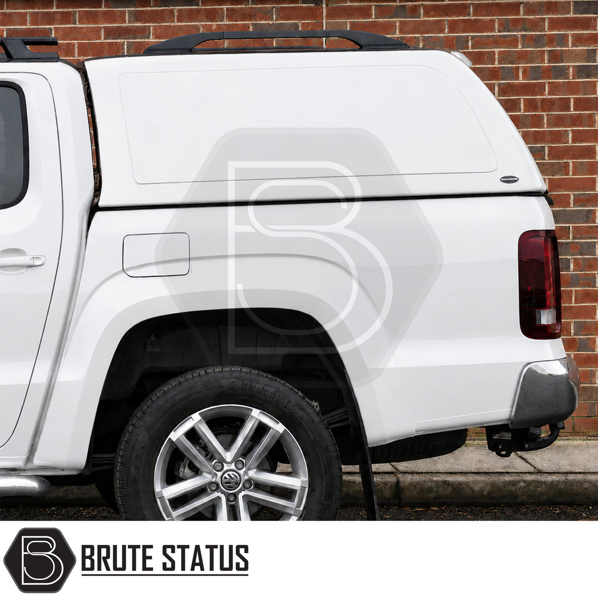 Truckman RS hardtop canopy for Volkswagen Amarok 2010-2022 with glazed rear window and solid-sided design