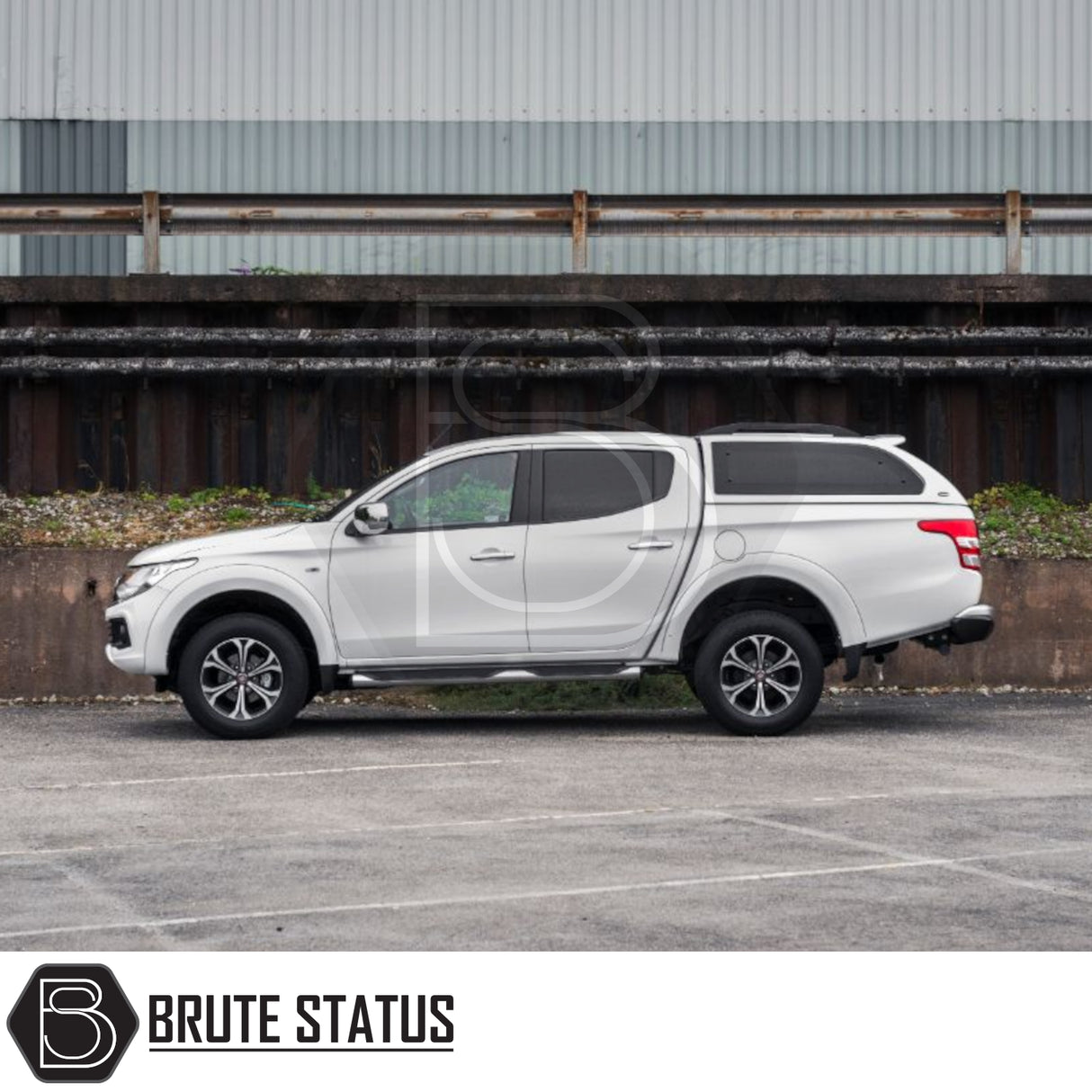 Fiat Fullback/ Mitsubishi L200 2015-2021 Series 5, Series 6 Truckman Grand Hardtop Canopy - Remote Locking