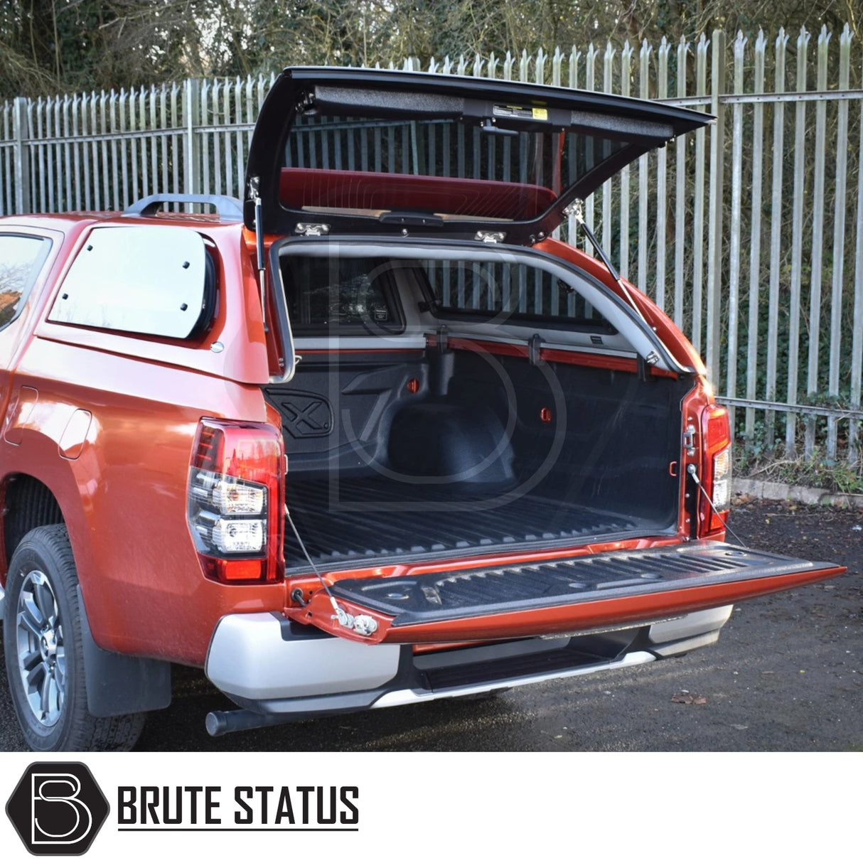 Fiat Fullback/ Mitsubishi L200 2015-2021 Series 5, Series 6 Truckman Grand Hardtop Canopy - Remote Locking