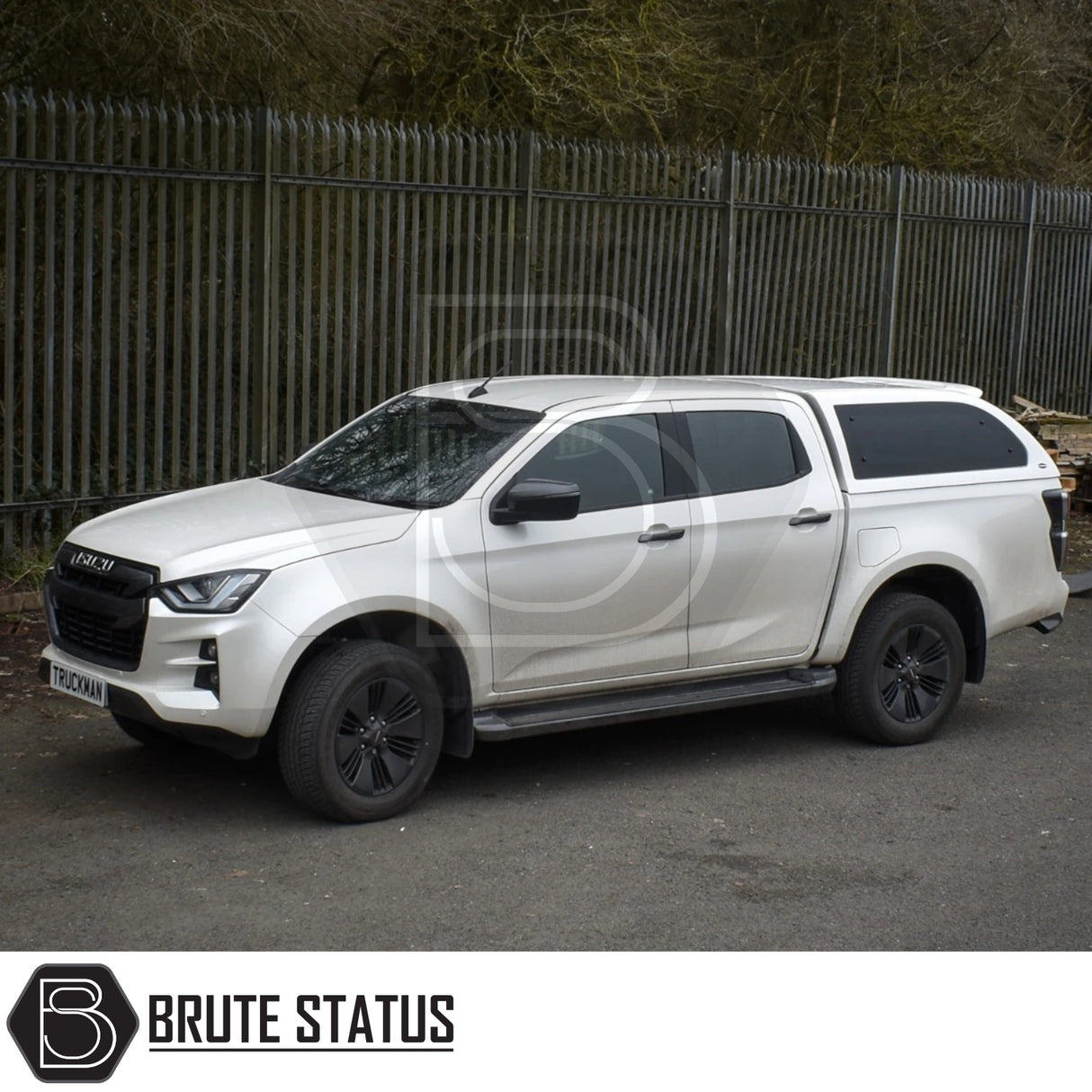 Isuzu D-Max 2025+ Truckman Grand Hardtop Canopy - Remote Locking