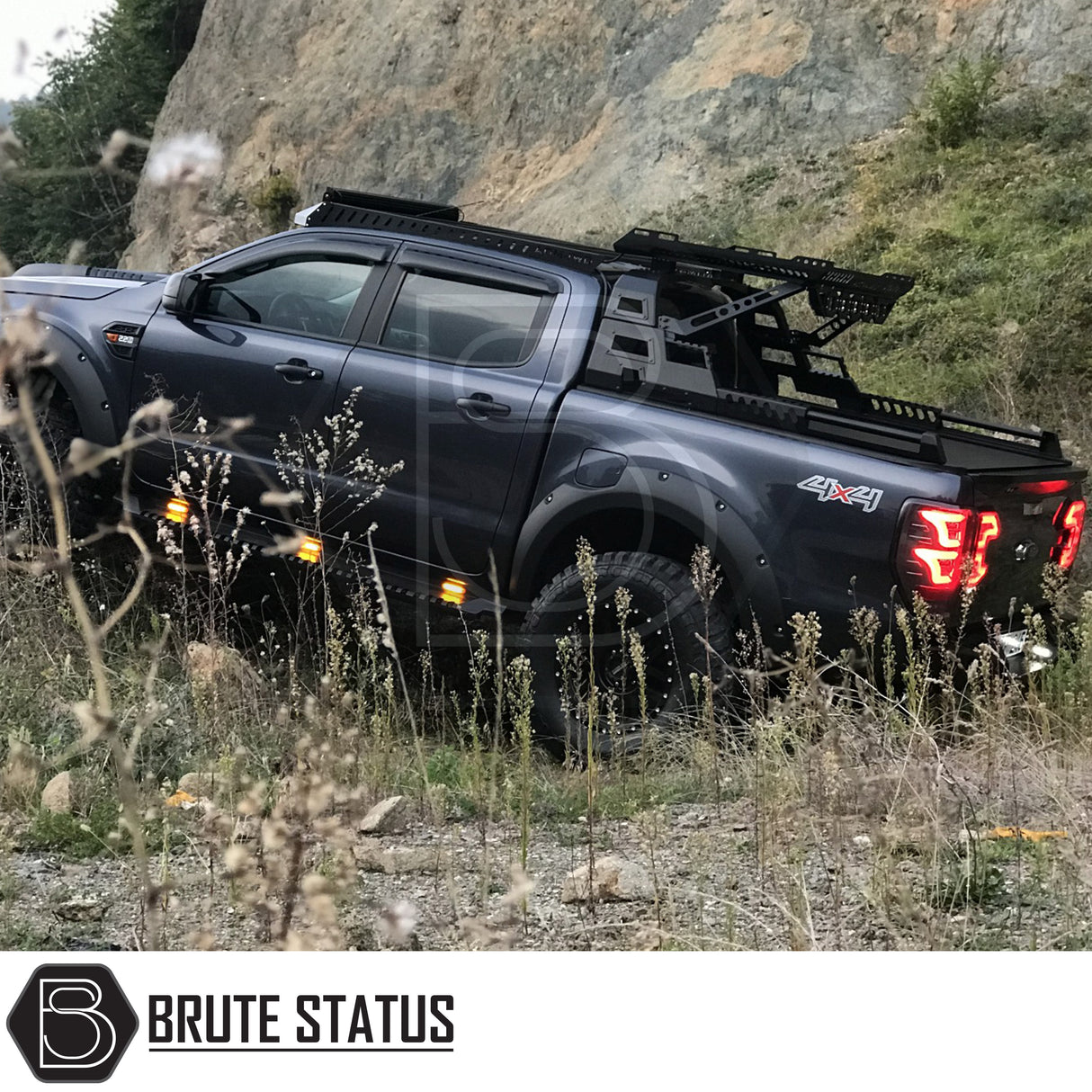 Fiat Fullback 2015-2019 S10 Combat Roll Bar with Storage Basket in matte black 