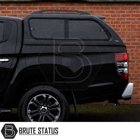 Fiat Fullback GLS canopy sliding side windows and bulkhead window ideal for pets ventilation and travel use