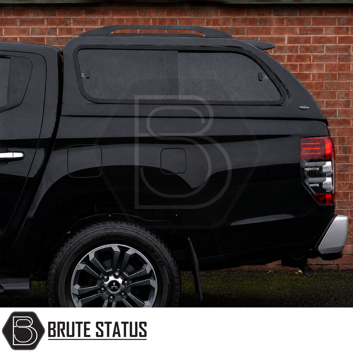 Mitsubishi L200 2015-2021 pickup canopy Truckman GLS for work leisure storage and secure cargo transport