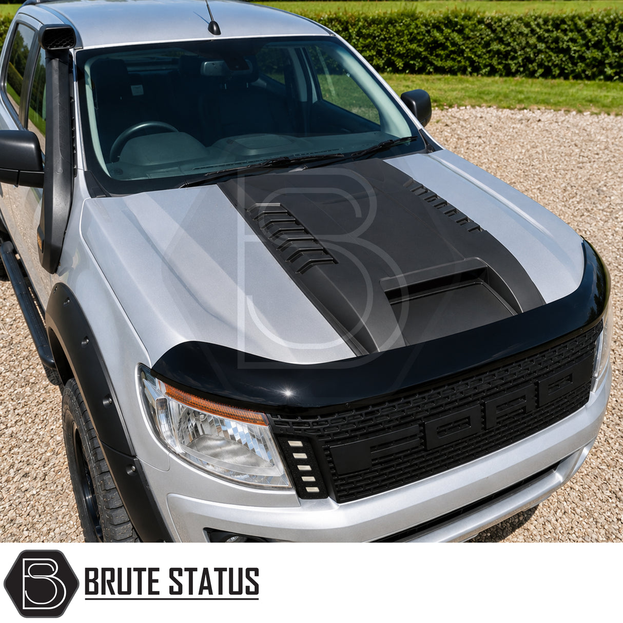 Premium bonnet scoop for pre-facelift Ford Ranger 2012-2015 models with impact-resistant construction and easy 3M tape installation