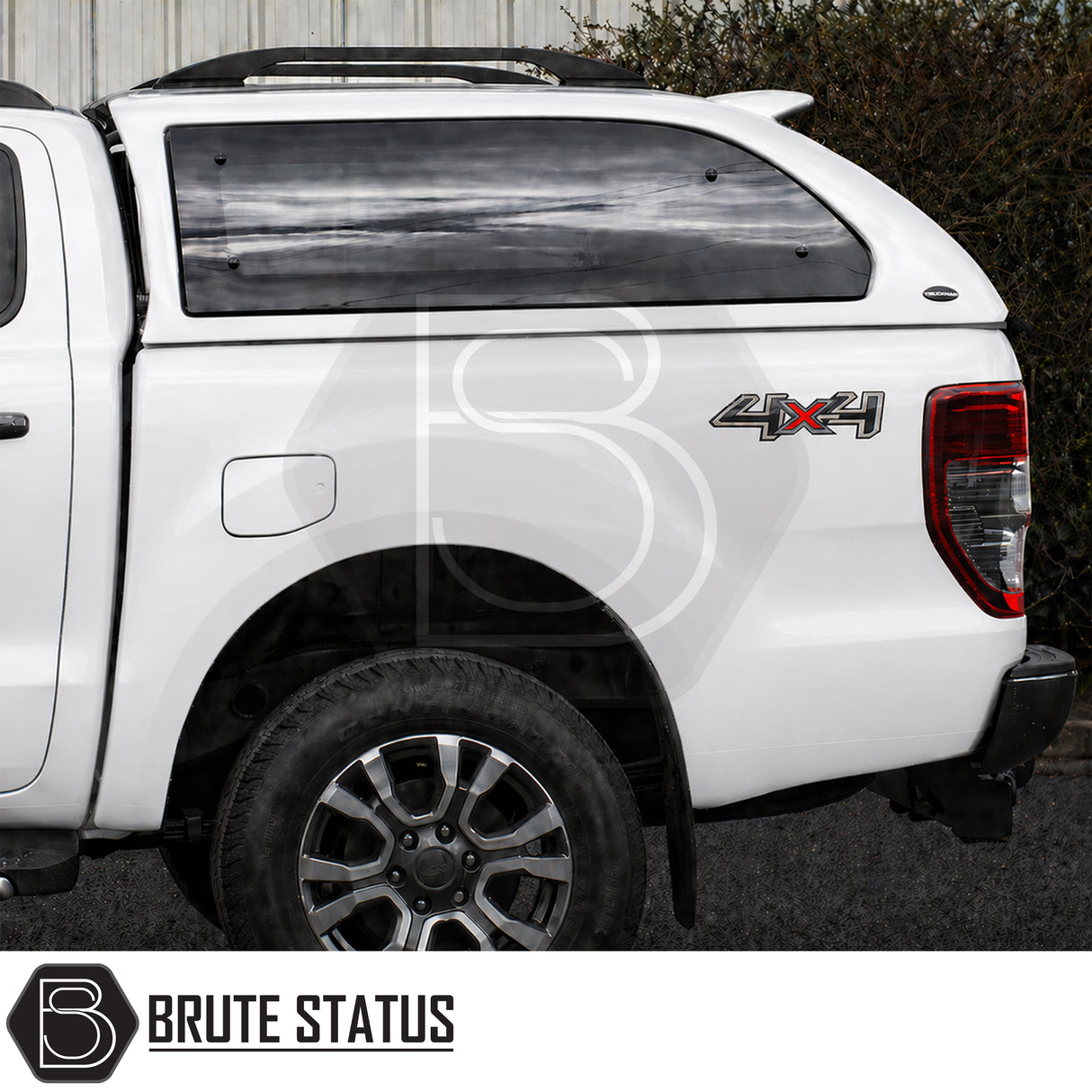 Ford Ranger hardtop canopy with roof bars 2012-2022 ideal for bikes ladders and roof cargo