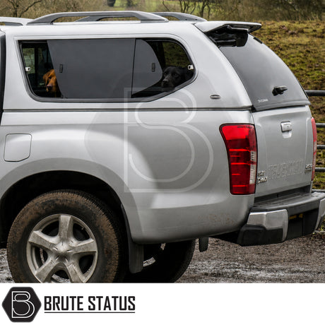 Luxury pickup canopy for Isuzu D-Max 2012-2021 with sliding side access windows and roof bars