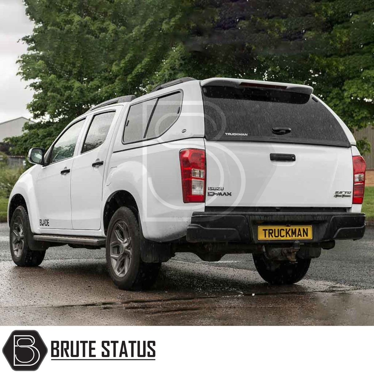 Isuzu D-Max 2012-2021 Truckman GLS Hardtop Canopy with remote locking and roof bars, featuring a sporty, high-roof design for enhanced storage and ventilation.
