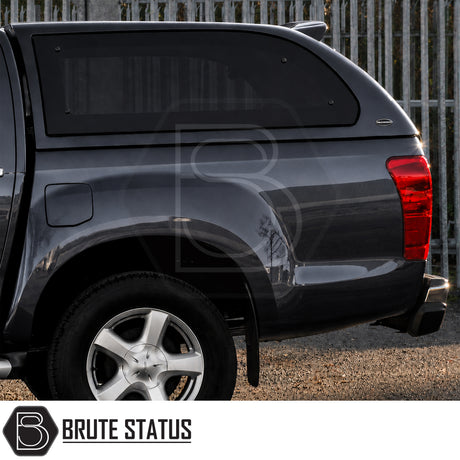 Remote locking Truckman Grand hardtop for Isuzu D-Max with aerodynamic cab-high styling and roof bars