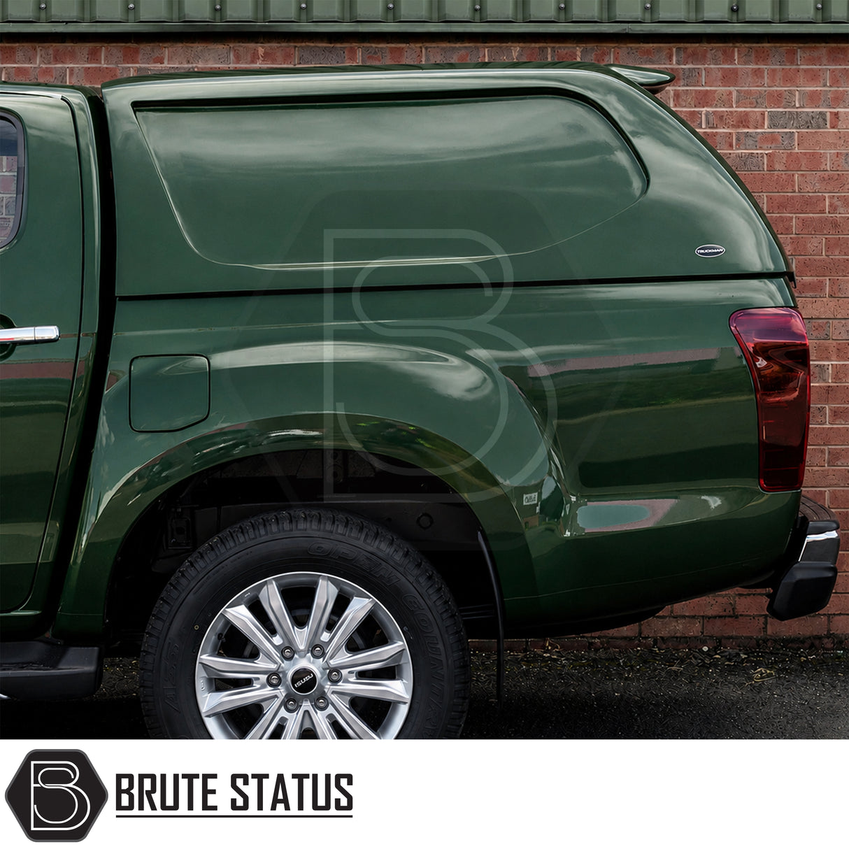 Heavy-duty Truckman L-Series canopy for Isuzu D-Max with tinted glazed rear tailgate window