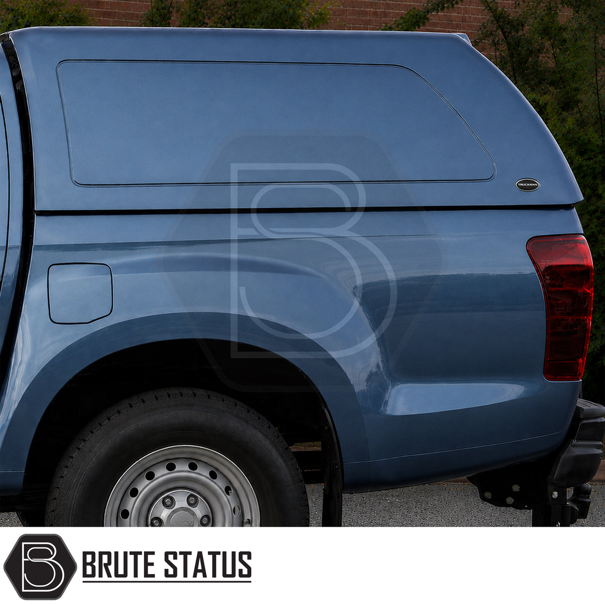 Isuzu D-Max 2012-2021 commercial canopy with glazed rear window and aerodynamic cab-high styling