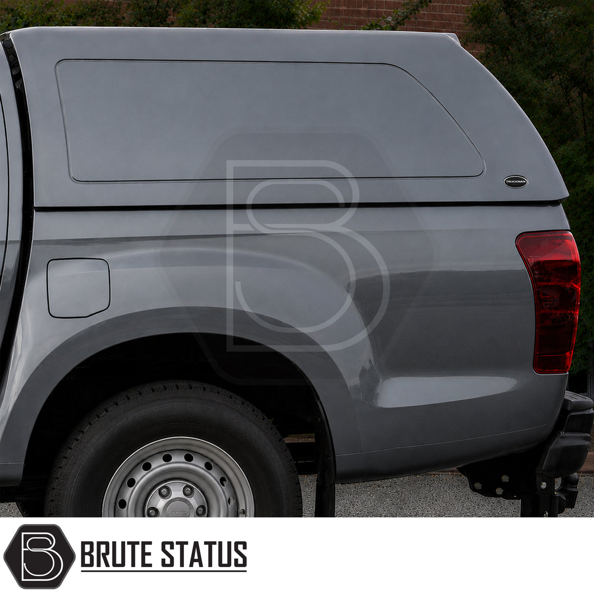 Truckman RS canopy for Isuzu D-Max pickup trucks with clamp-fit installation and tinted rear glass