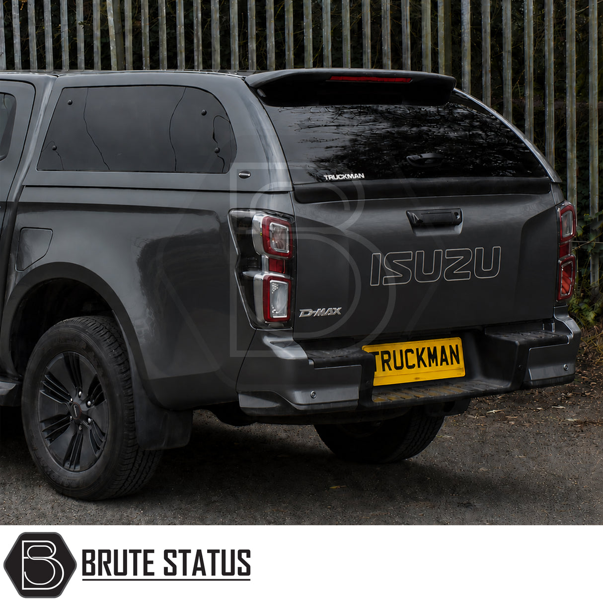Colour-coded Truckman Grand hardtop for Isuzu D-Max 2021-2024 with tinted lockable windows