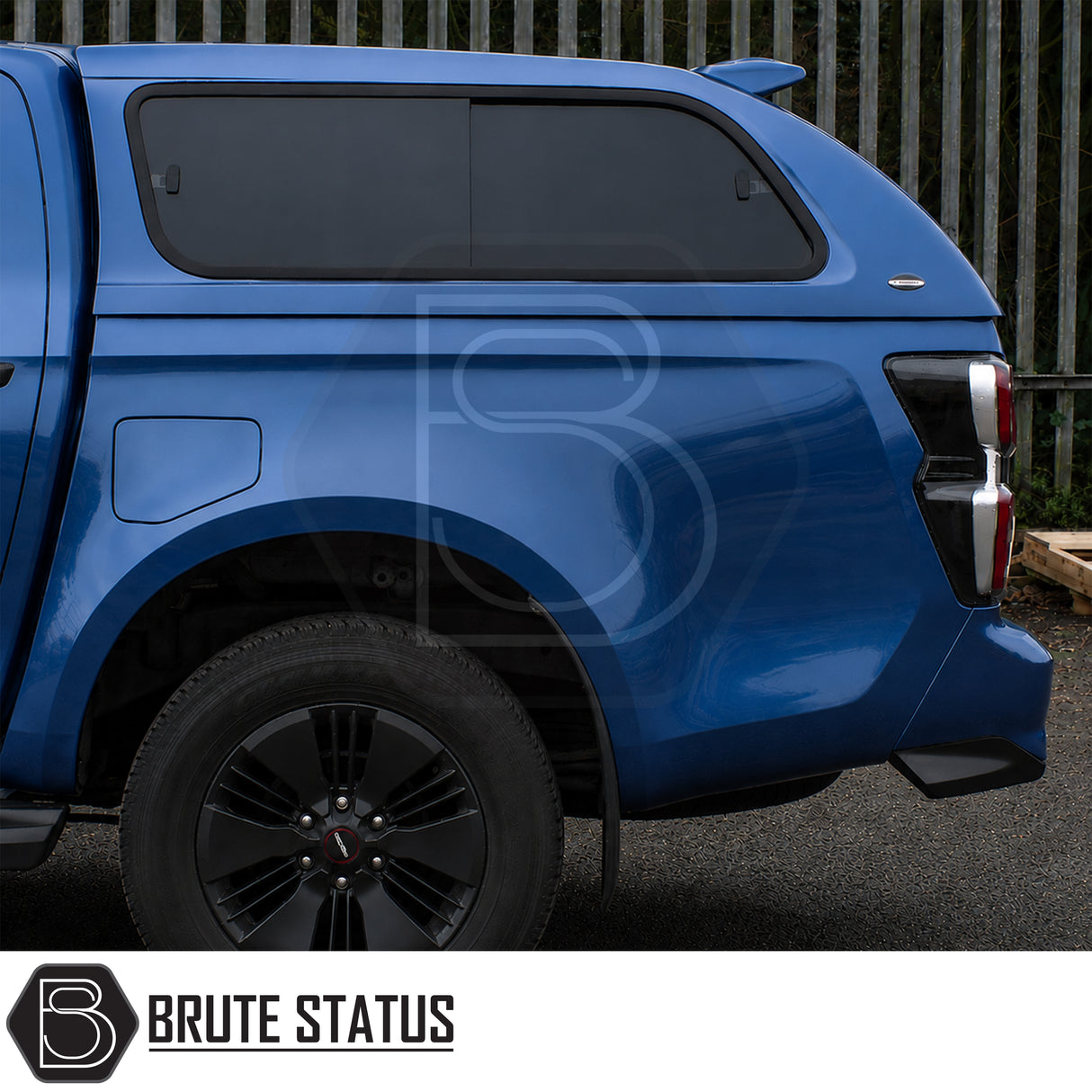Luxury Isuzu D-Max 2025+ Truckman GLS canopy with tinted lockable windows and heated rear glass