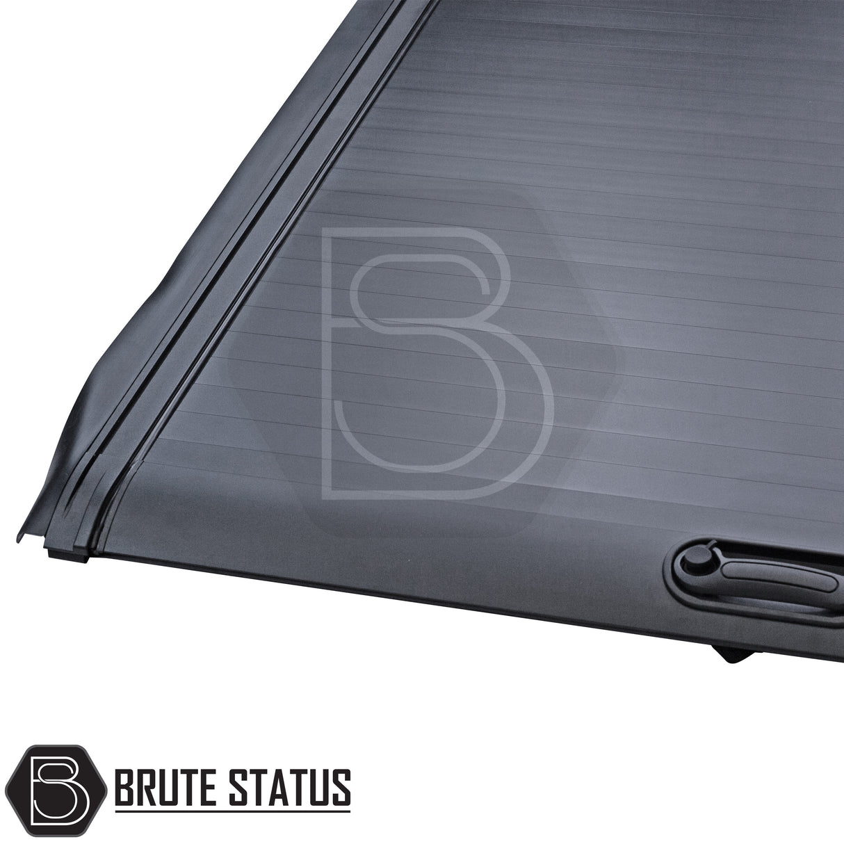 Black manual roller shutter for mitsubishi l200 2015-2019 pickup truck. Durable, high-quality design for secure cargo protection and easy manual operation
