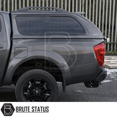Navara GLS canopy sliding side windows and bulkhead window for airflow and easy truck bed access