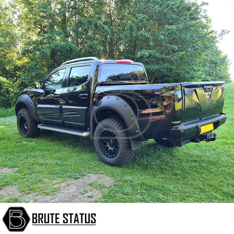Nissan Navara NP300 wide wheel arch kit 2015-2017 rivet style black fender flares pickup truck accessories