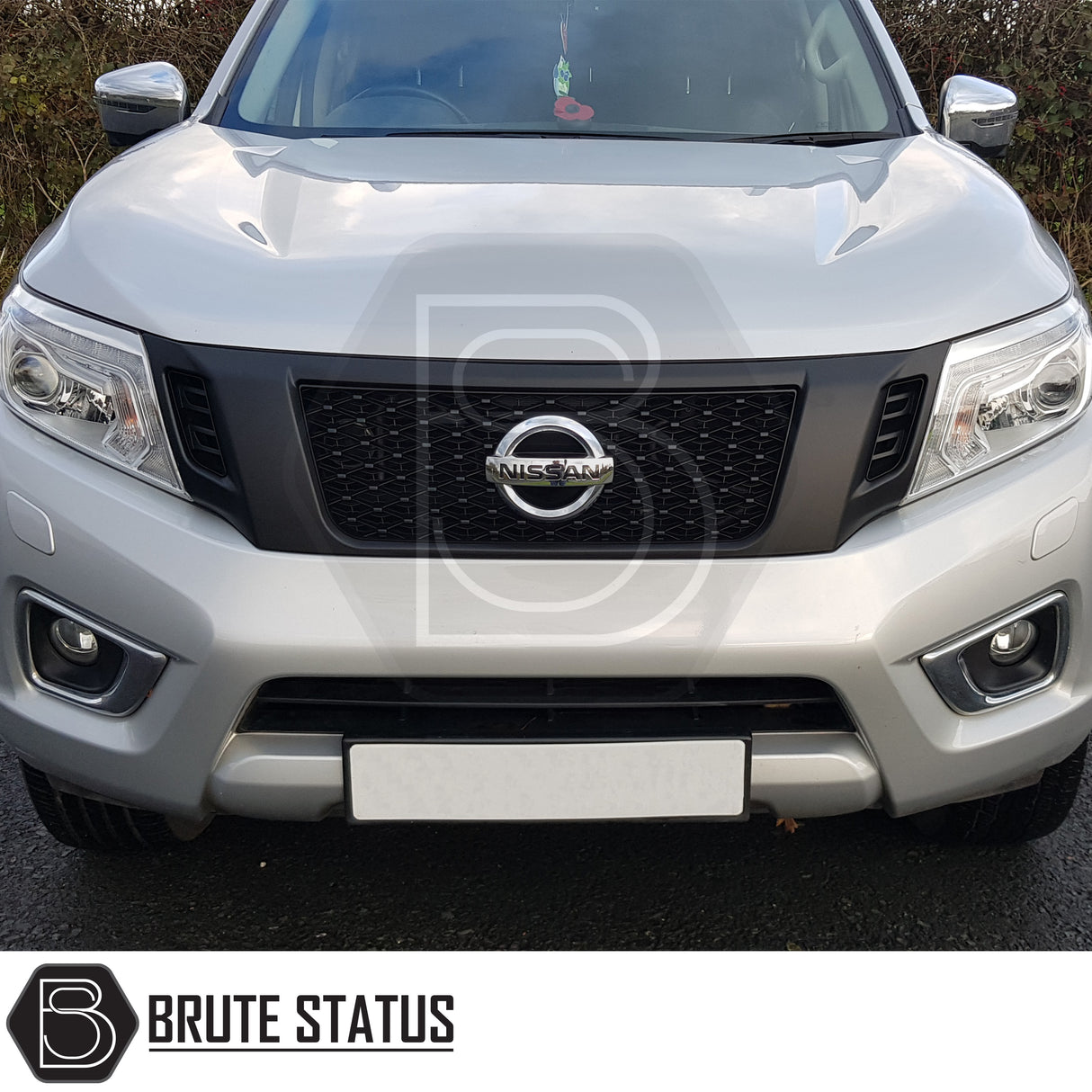 Nissan Navara NP300 2015-2022 front grille replacement, matte black Nismo style ABS grille for bold front-end styling and off-road appearance.