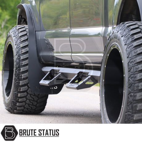 Fiat Fullback 2015-2019 heavy duty T32 carbon steel side steps matte black pickup accessory. 