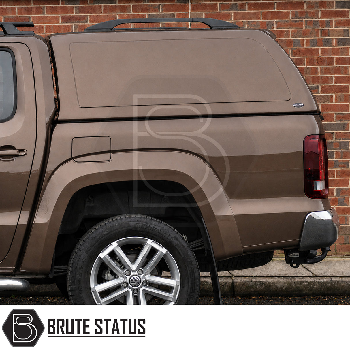 Heavy-duty Truckman RS hardtop for Volkswagen Amarok pickup trucks with UV-resistant gel coat finish