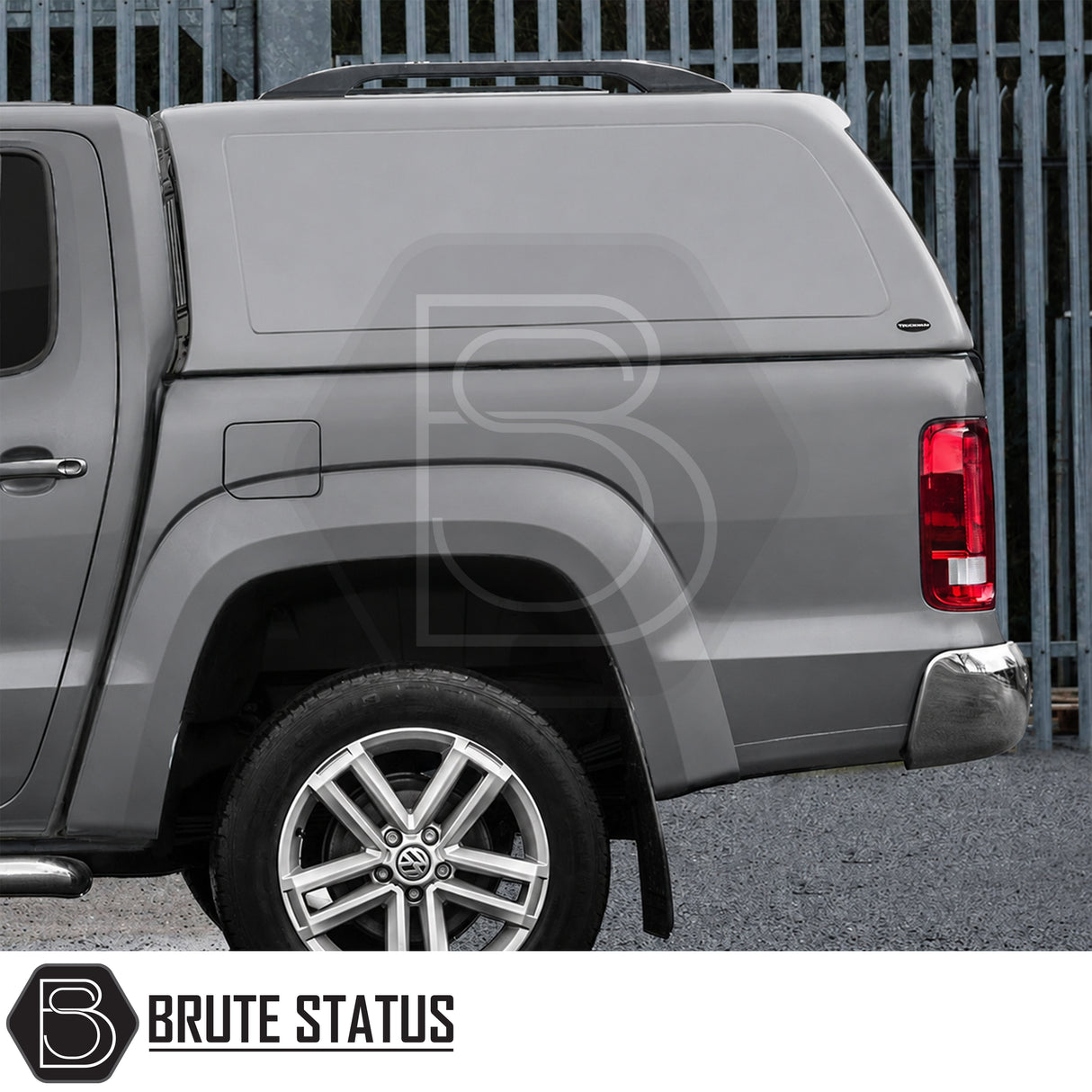 Premium commercial hardtop for Volkswagen Amarok with glazed rear door and integrated remote central locking